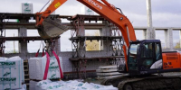 Губернатор Богомаз проинспектировал строительство спорткомплекса в Супонево - Знамя Труда