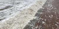 В городе Брянск продолжается уборка дорог от снега - Знамя Труда