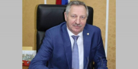 Александр Богомаз поздравил главу Стародубского округа с медалью «За отвагу на пожаре» - Знамя Труда