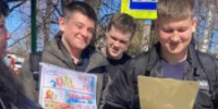 На улицах поселка Дубровка прошла акция «Быть здоровым – это классно! Вы согласны?» - Знамя Труда