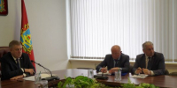 Губернатор Александр Богомаз доложил о ходе проведения весенне-полевых работ в 2025 году - Знамя Труда