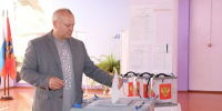 Председатель Брянской областной Думы Валентин Суббот проголосовал на выборах - Знамя Труда